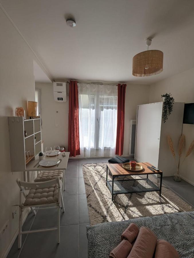 Studio Rambouillet, Parc & Foret 아파트 외부 사진
